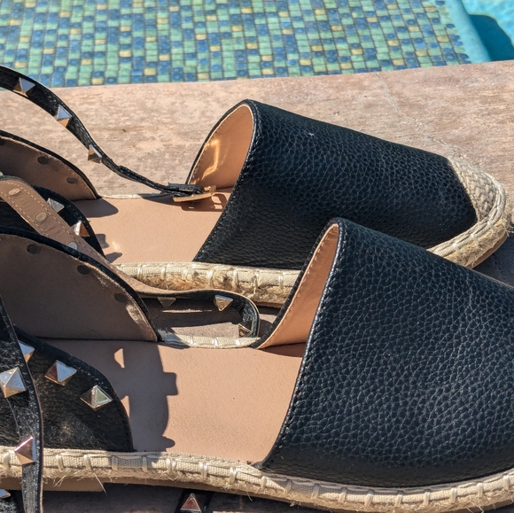 Rockstud Espadrilles Closed-toe with ankle straps,  low platform US size 10. - Picture 8 of 10